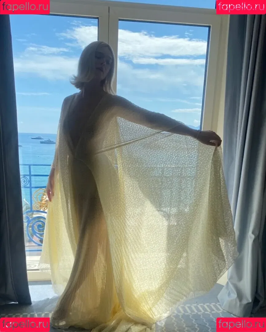 Elle Fanning / ellefanning Onlyfans Photo Gallery 