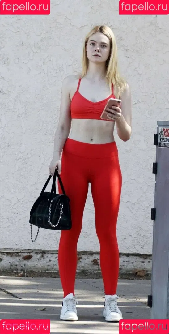 Elle Fanning / ellefanning Onlyfans Photo Gallery 