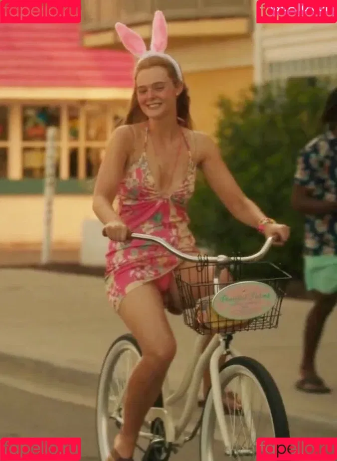 Elle Fanning / ellefanning Onlyfans Photo Gallery 