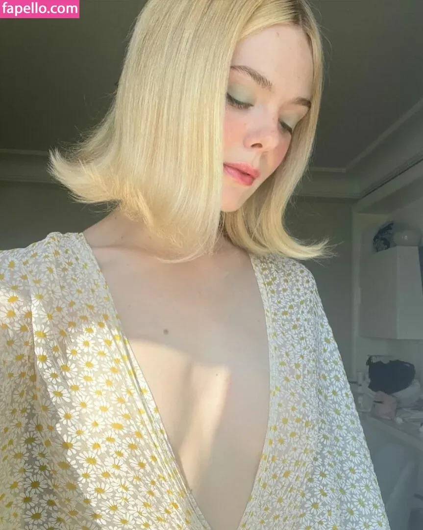 Elle Fanning / ellefanning Onlyfans Photo Gallery 