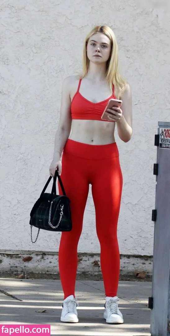 Elle Fanning / ellefanning Onlyfans Photo Gallery 