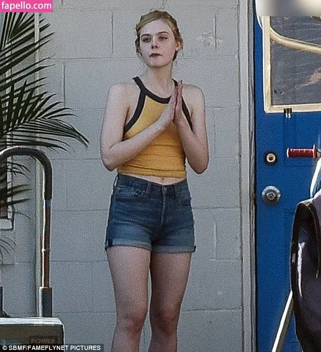 Elle Fanning / ellefanning Onlyfans Photo Gallery 