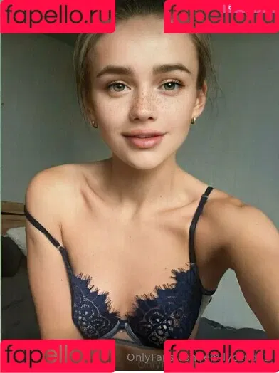 emilly_candy1 / emilycandy1 Onlyfans Photo Gallery 