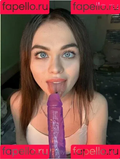 emilly_candy1 / emilycandy1 Onlyfans Photo Gallery 