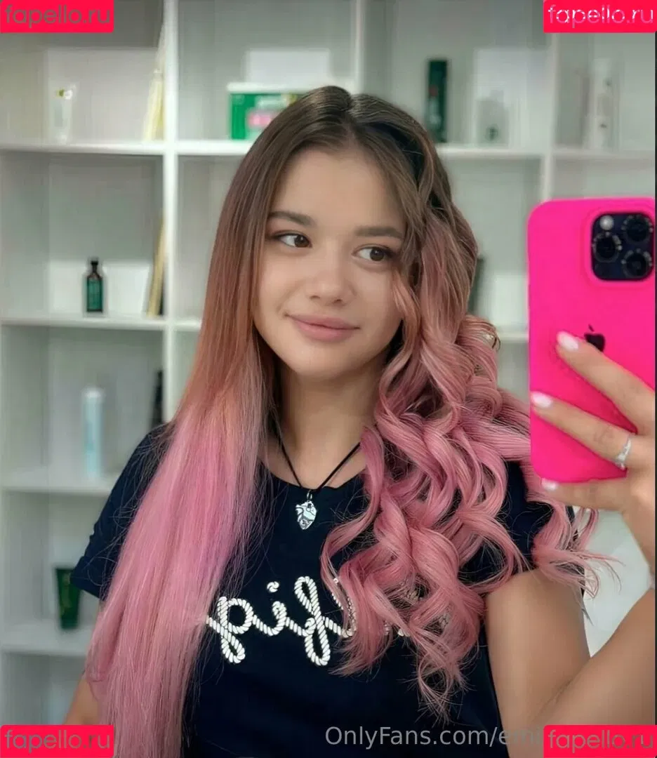 emilly_candy1 / emilycandy1 Onlyfans Photo Gallery 