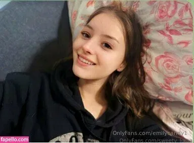 emilly_candy1 / emilycandy1 Onlyfans Photo Gallery 