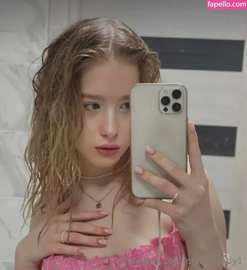 emilly_candy1 / emilycandy1 Onlyfans Photo Gallery 