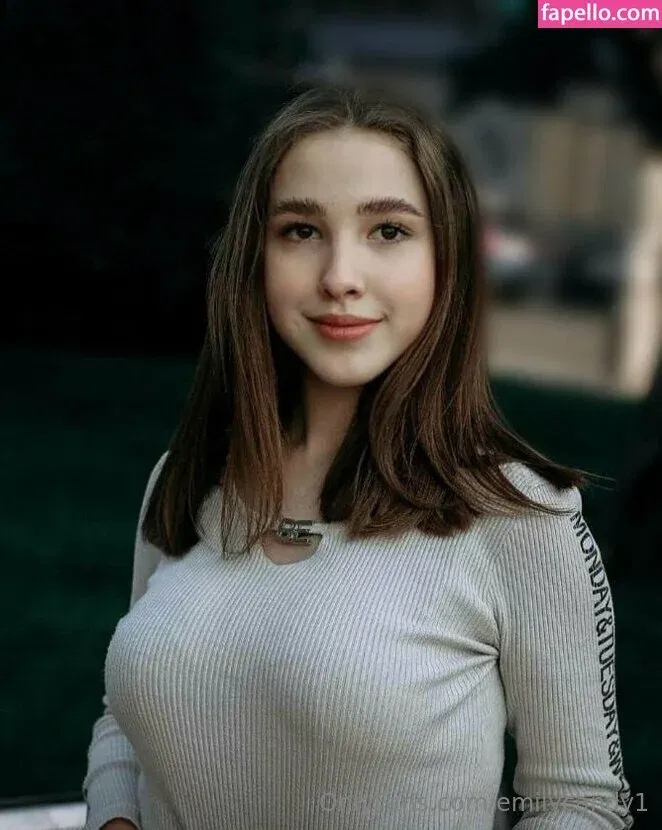 emilly_candy1 / emilycandy1 Onlyfans Photo Gallery 