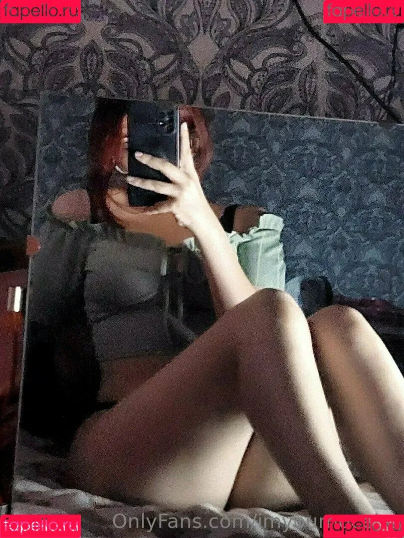 evagreenweb / imyournocebo Onlyfans Photo Gallery 