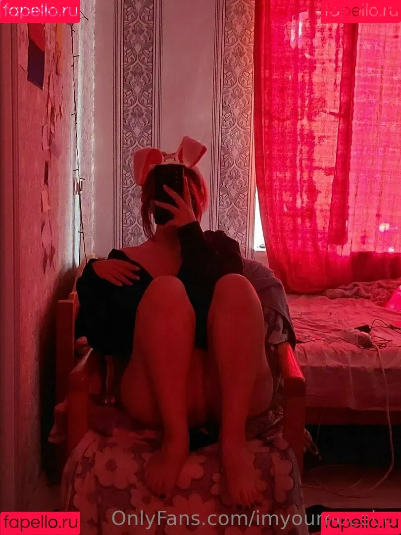 evagreenweb / imyournocebo Onlyfans Photo Gallery 