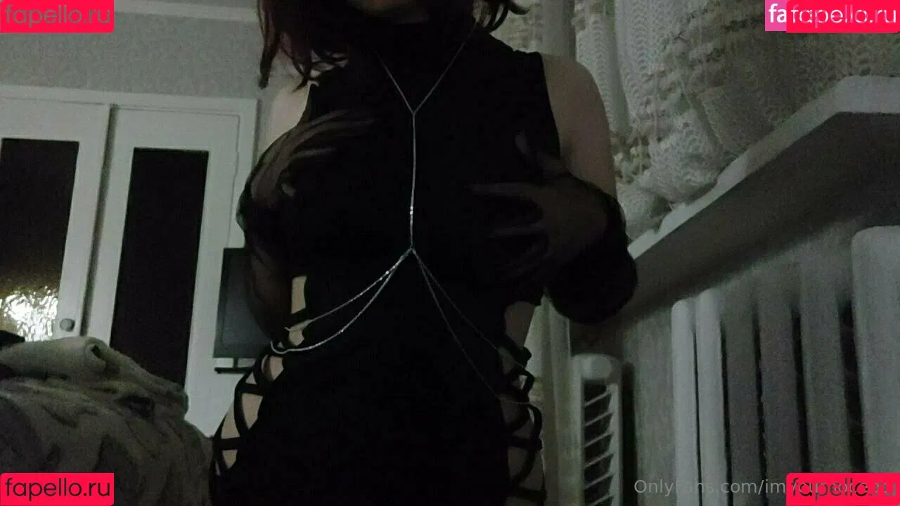 evagreenweb / imyournocebo Onlyfans Photo Gallery 