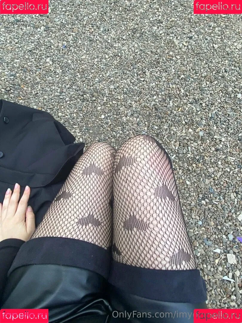 evagreenweb / imyournocebo Onlyfans Photo Gallery 