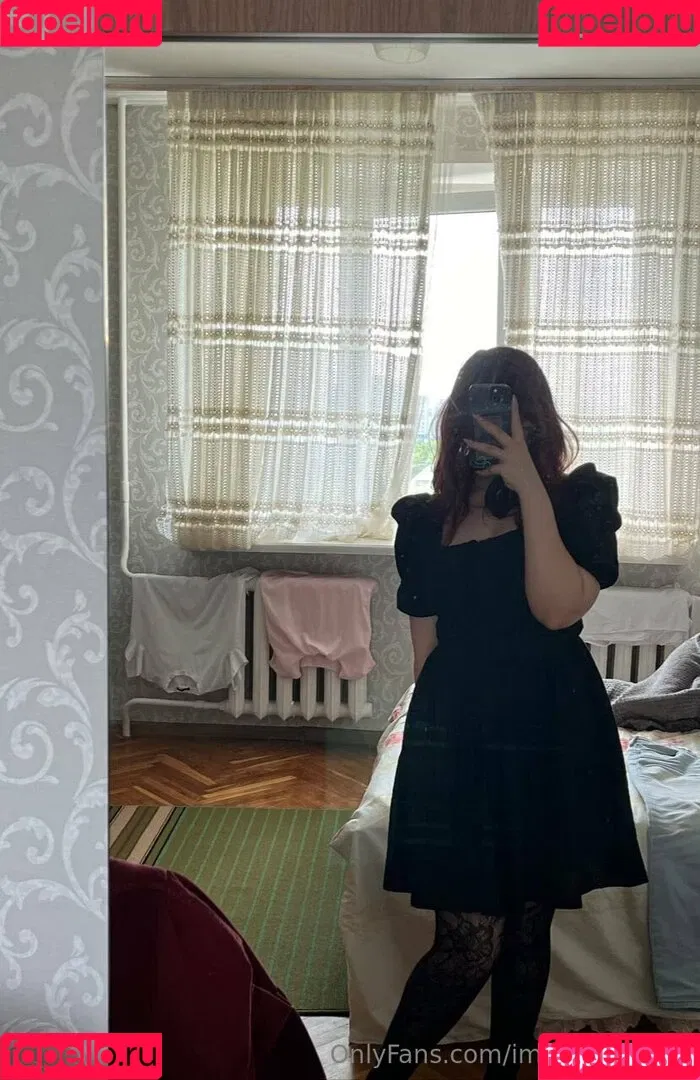 evagreenweb / imyournocebo Onlyfans Photo Gallery 