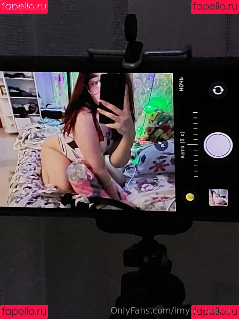 evagreenweb / imyournocebo Onlyfans Photo Gallery 