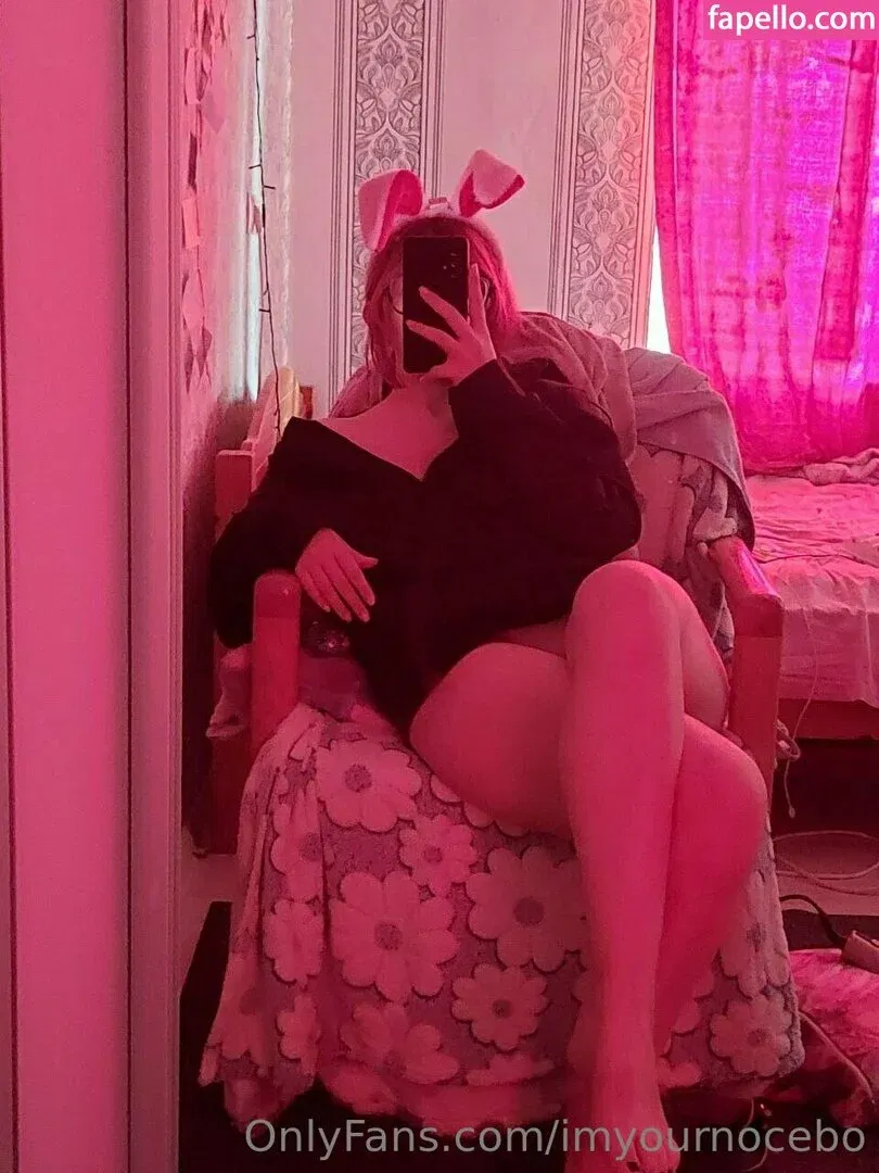 evagreenweb / imyournocebo Onlyfans Photo Gallery 