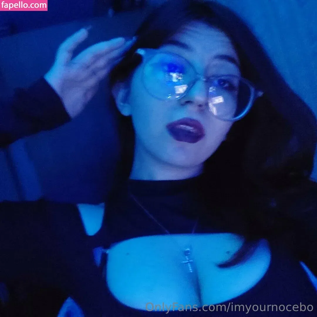 evagreenweb / imyournocebo Onlyfans Photo Gallery 