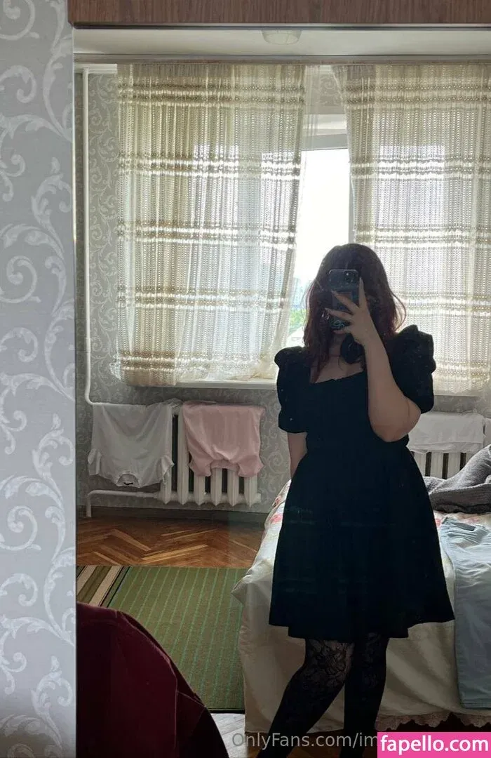 evagreenweb / imyournocebo Onlyfans Photo Gallery 