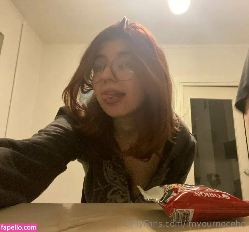 evagreenweb / imyournocebo Onlyfans Photo Gallery 