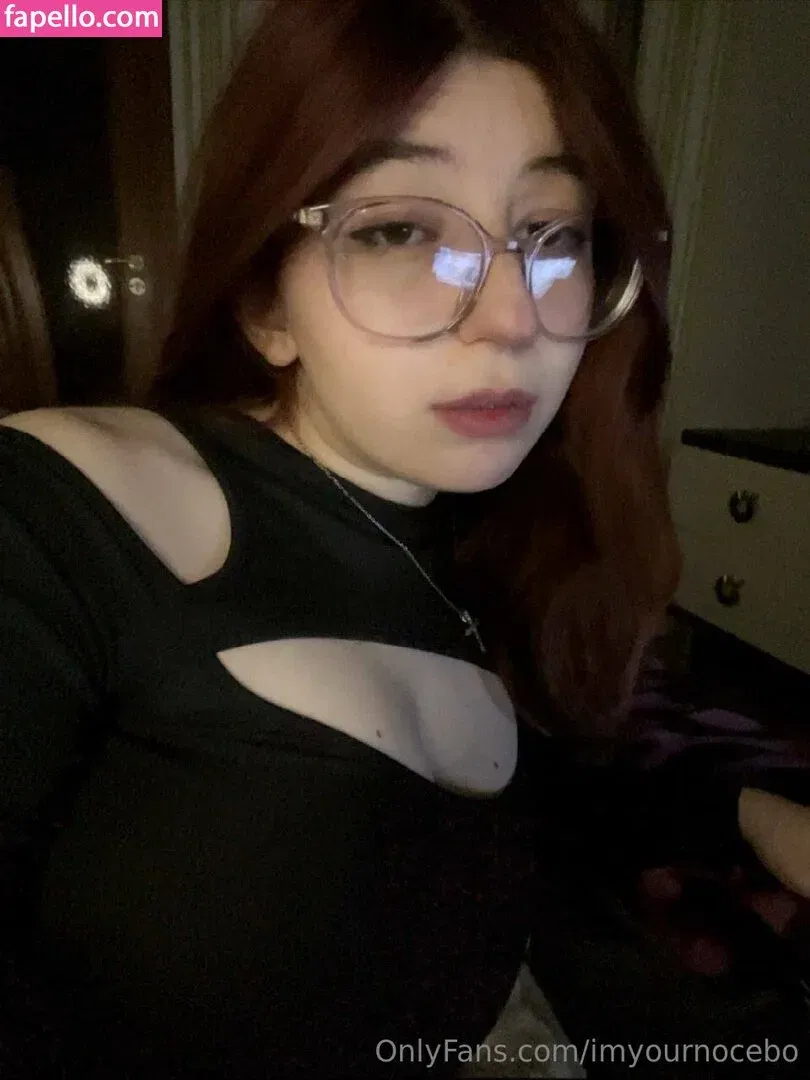 evagreenweb / imyournocebo Onlyfans Photo Gallery 