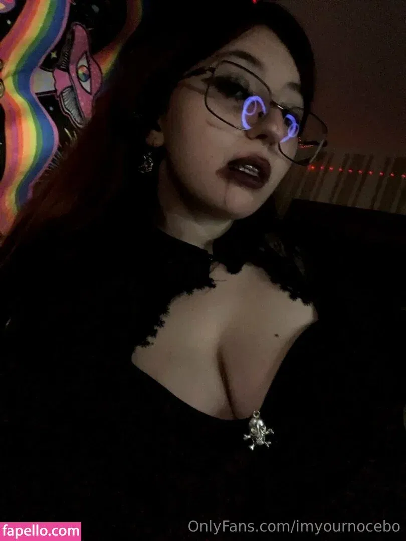 evagreenweb / imyournocebo Onlyfans Photo Gallery 