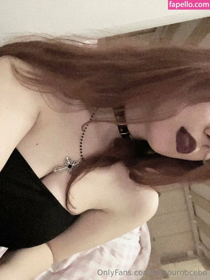 evagreenweb / imyournocebo Onlyfans Photo Gallery 