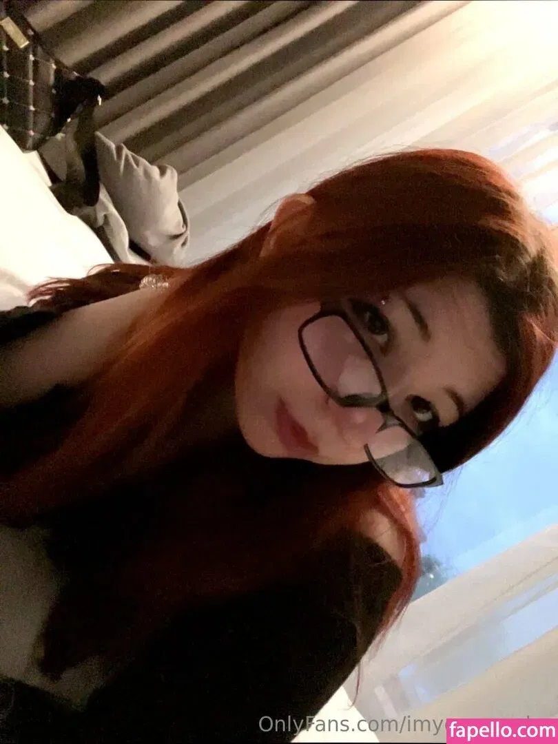 evagreenweb / imyournocebo Onlyfans Photo Gallery 