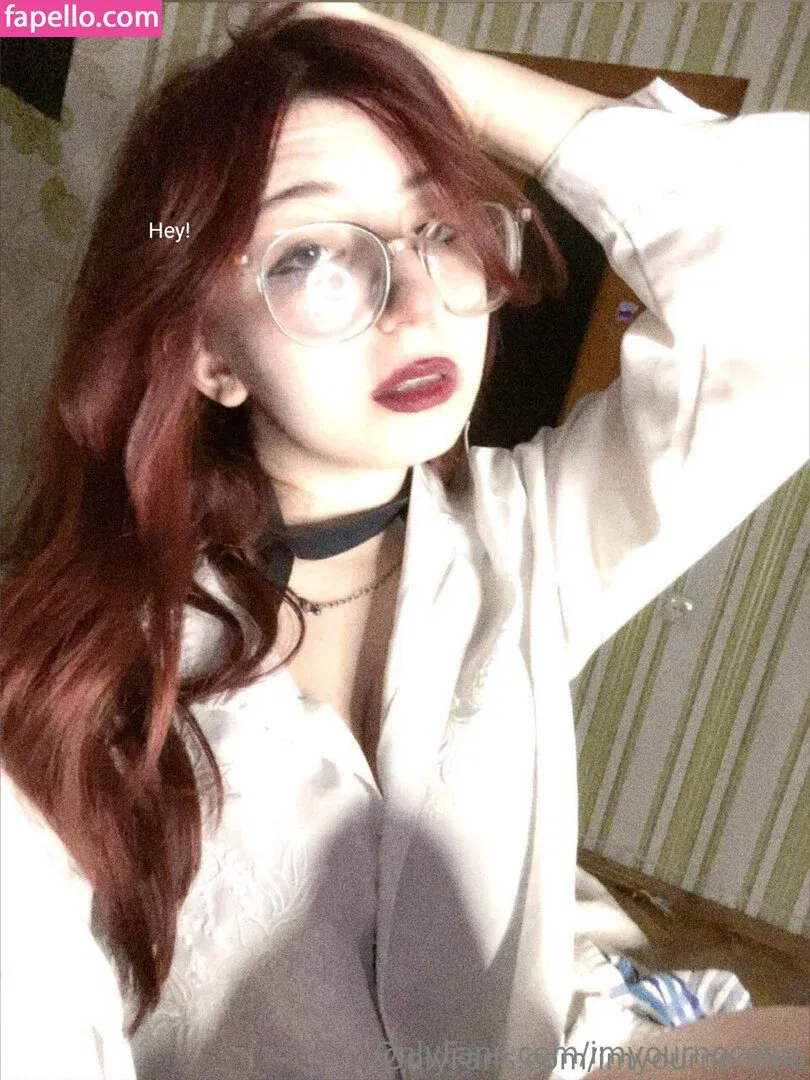 evagreenweb / imyournocebo Onlyfans Photo Gallery 