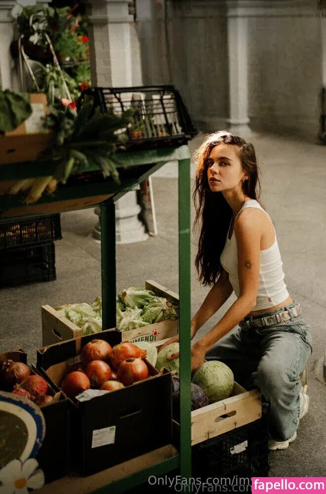 evagreenweb / imyournocebo Onlyfans Photo Gallery 