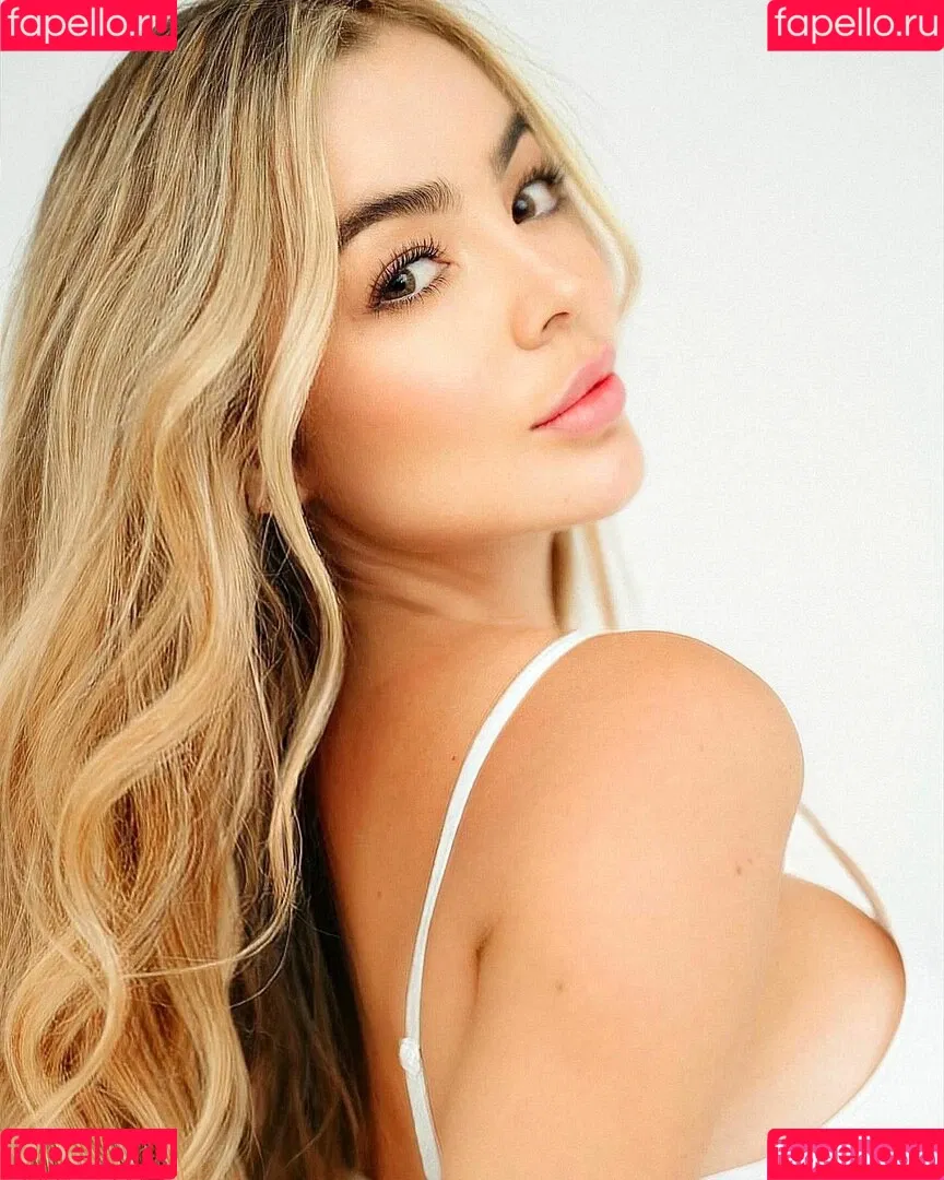 Valentina Gallego / Vallengallego / https: / valentgallegom1 / valentinagallegom1 Onlyfans Photo Gallery 