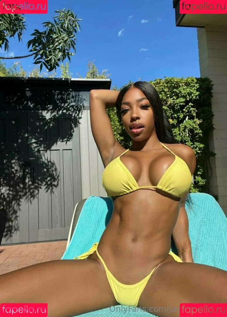 Jasmine Mills / jasmine.mills / jasmine__mills Onlyfans Photo Gallery 