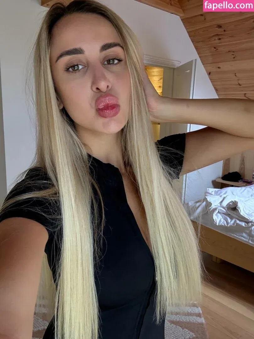 Jasmine Mills / jasmine.mills / jasmine__mills Onlyfans Photo Gallery 