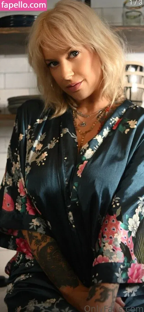 darcicarlson / darcidarling Onlyfans Photo Gallery 