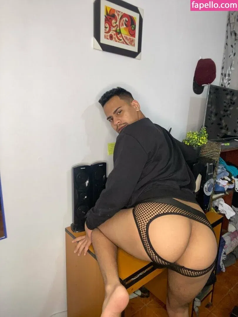 boyfromphub Onlyfans Photo Gallery 