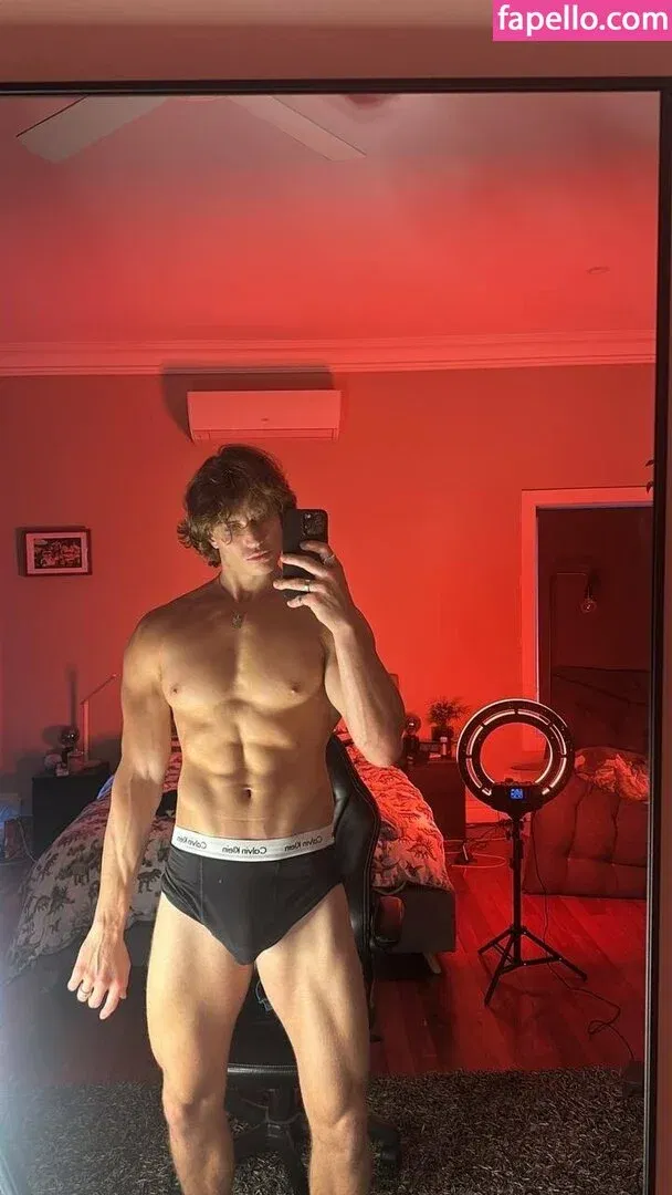 boyfromphub Onlyfans Photo Gallery 