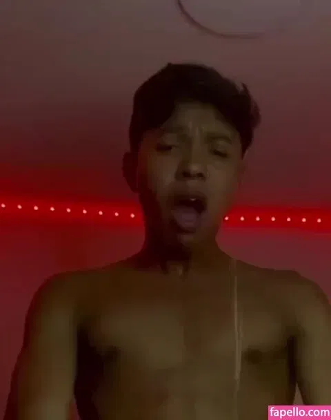 boyfromphub Onlyfans Photo Gallery 