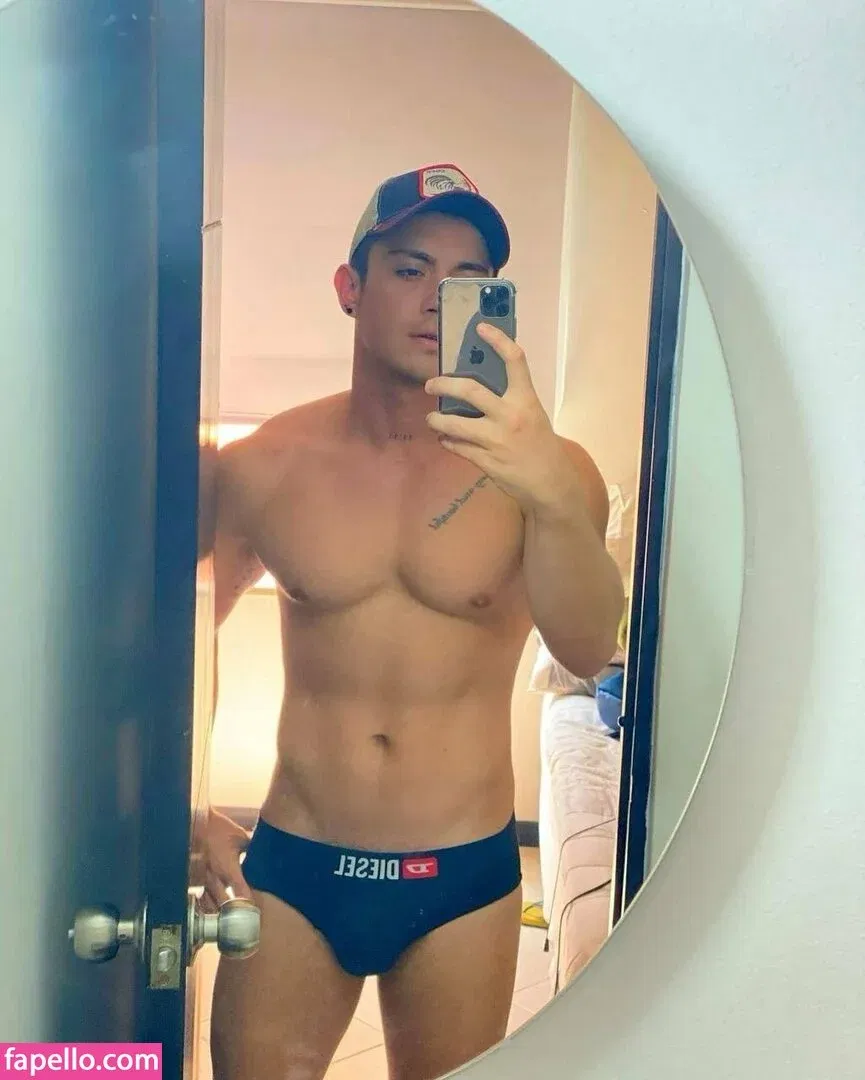 boyfromphub Onlyfans Photo Gallery 