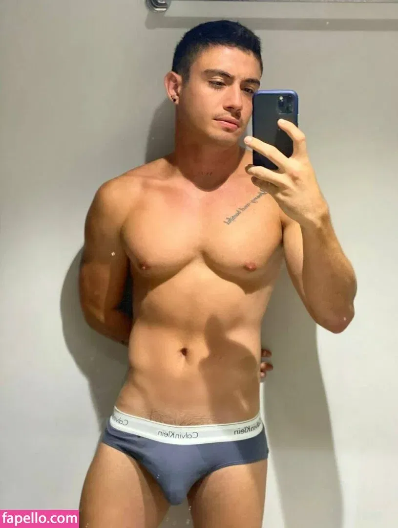 boyfromphub Onlyfans Photo Gallery 