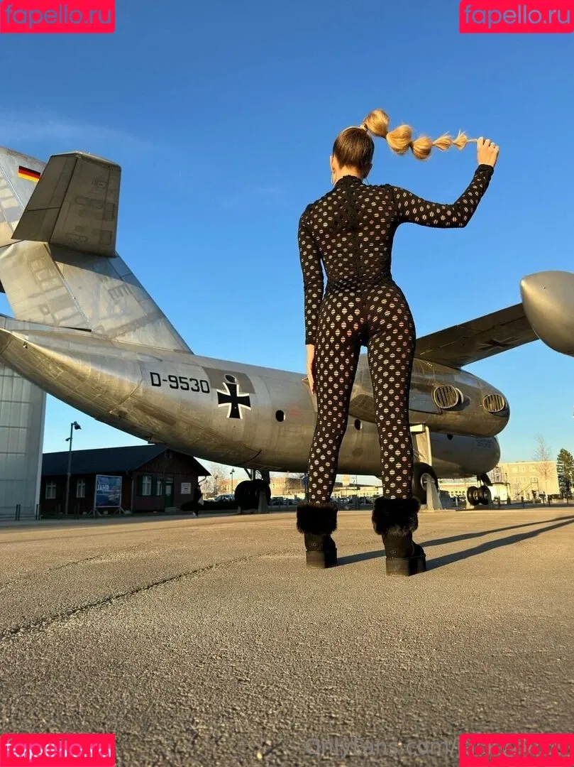JackyZyrus / jacquelinax Onlyfans Photo Gallery 