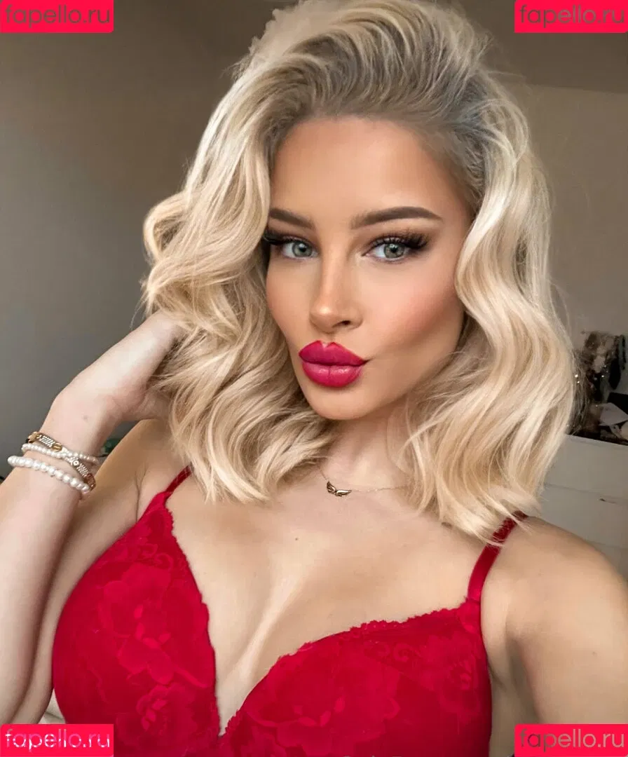 JackyZyrus / jacquelinax Onlyfans Photo Gallery 