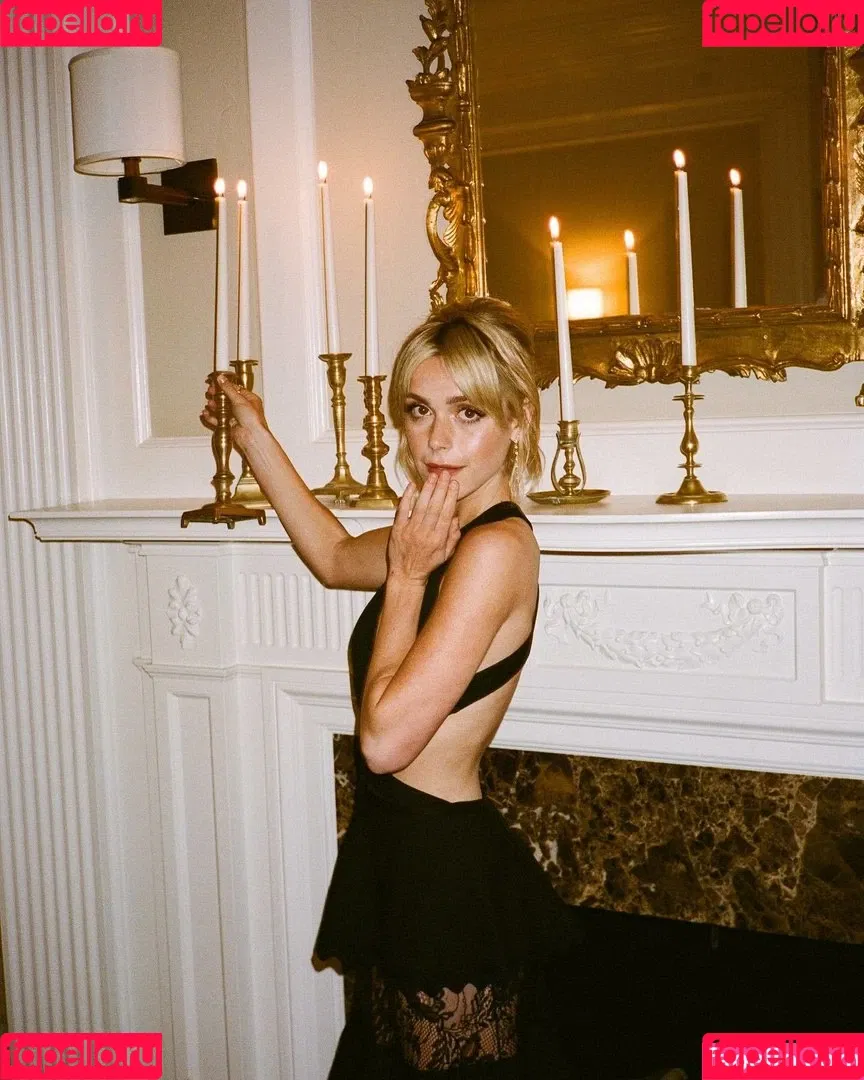 AdventuresSabrina / Kiernan Shipka / kiernanshipka Onlyfans Photo Gallery 