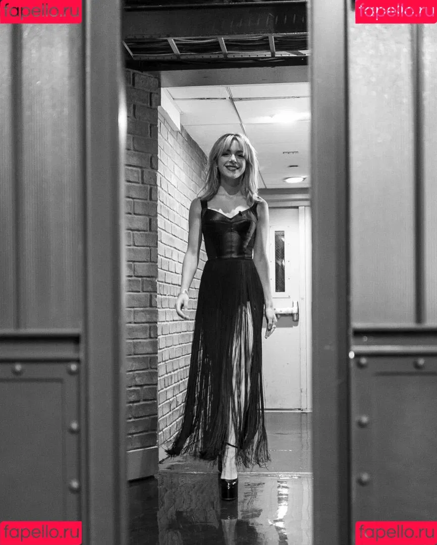 AdventuresSabrina / Kiernan Shipka / kiernanshipka Onlyfans Photo Gallery 