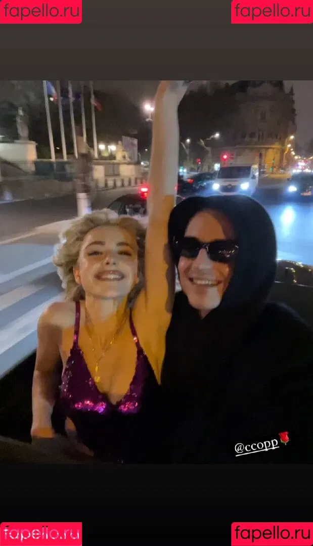 AdventuresSabrina / Kiernan Shipka / kiernanshipka Onlyfans Photo Gallery 