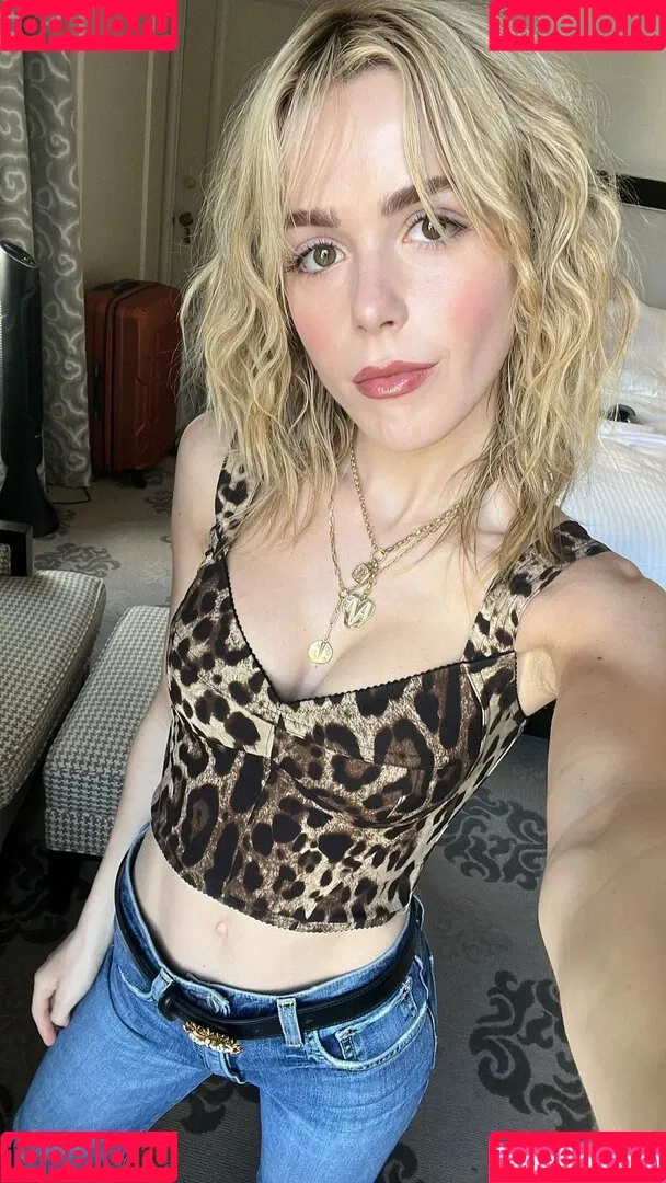 AdventuresSabrina / Kiernan Shipka / kiernanshipka Onlyfans Photo Gallery 