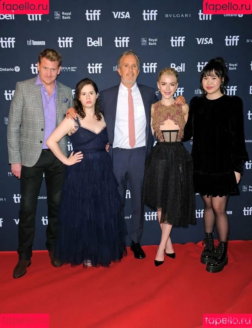AdventuresSabrina / Kiernan Shipka / kiernanshipka Onlyfans Photo Gallery 