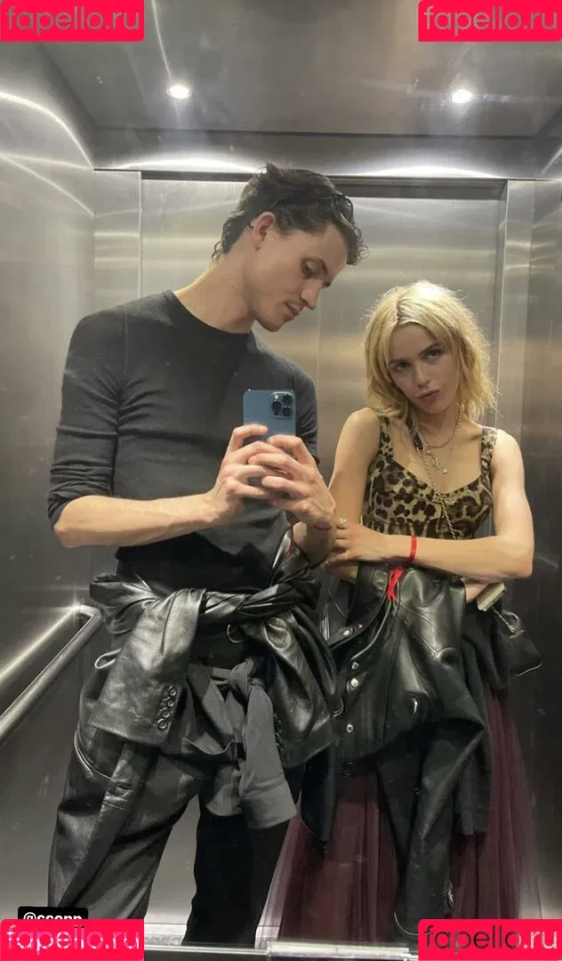 AdventuresSabrina / Kiernan Shipka / kiernanshipka Onlyfans Photo Gallery 