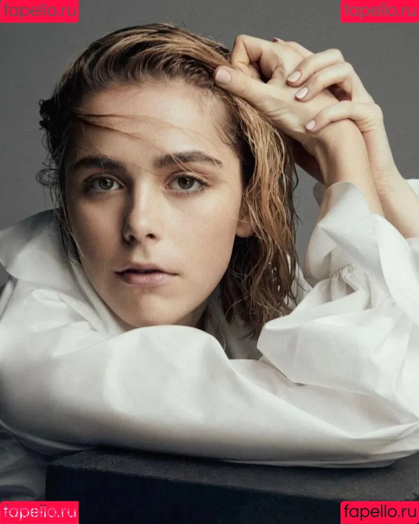 AdventuresSabrina / Kiernan Shipka / kiernanshipka Onlyfans Photo Gallery 