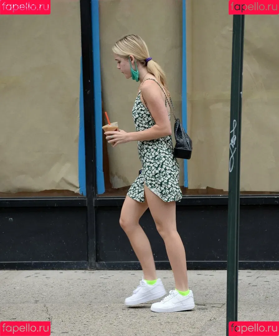 AdventuresSabrina / Kiernan Shipka / kiernanshipka Onlyfans Photo Gallery 
