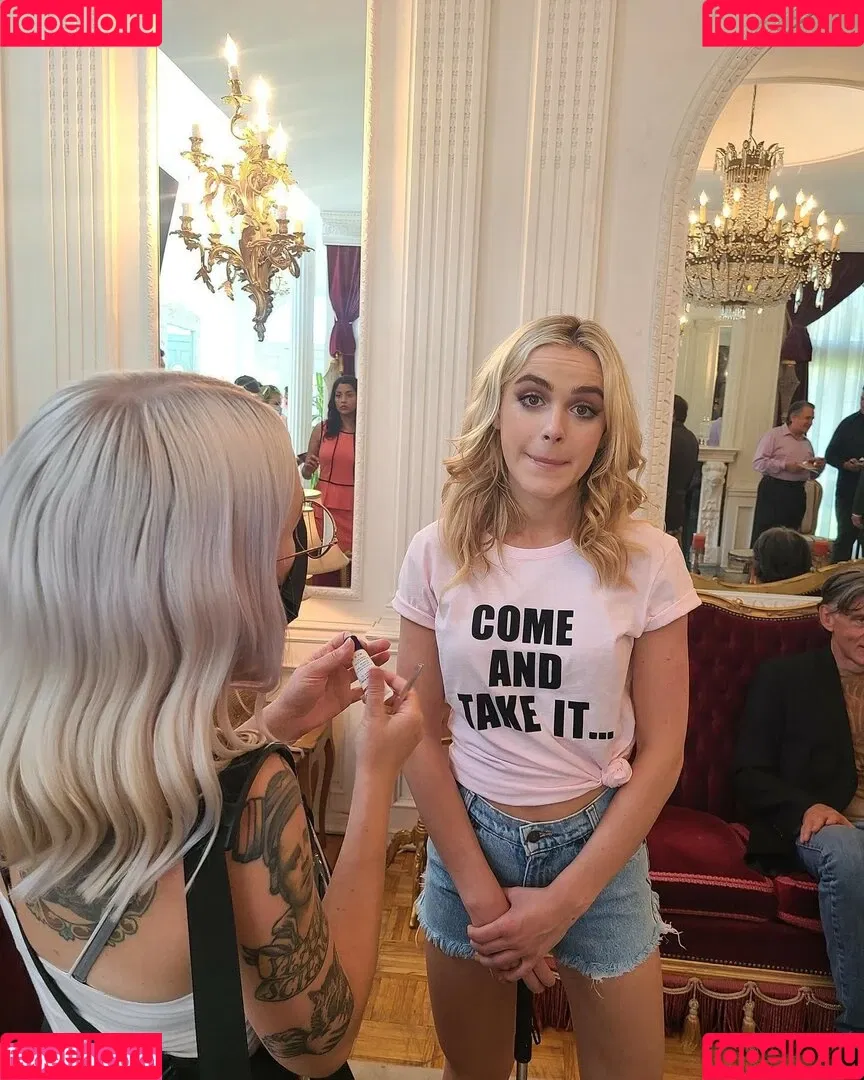 AdventuresSabrina / Kiernan Shipka / kiernanshipka Onlyfans Photo Gallery 