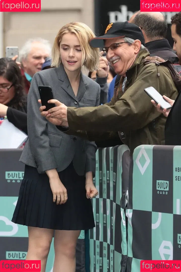 AdventuresSabrina / Kiernan Shipka / kiernanshipka Onlyfans Photo Gallery 