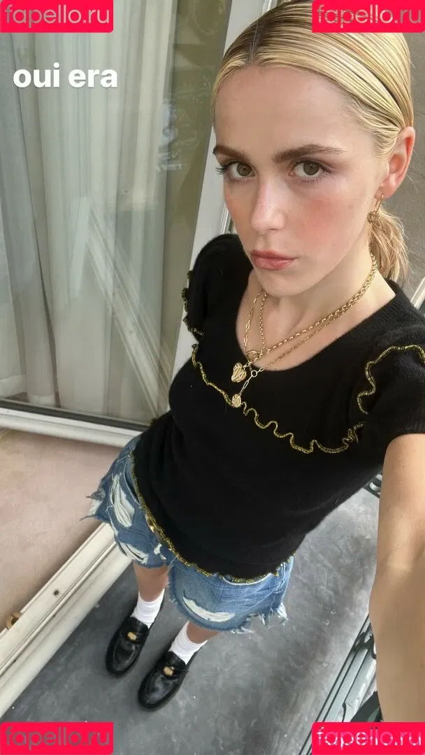 AdventuresSabrina / Kiernan Shipka / kiernanshipka Onlyfans Photo Gallery 